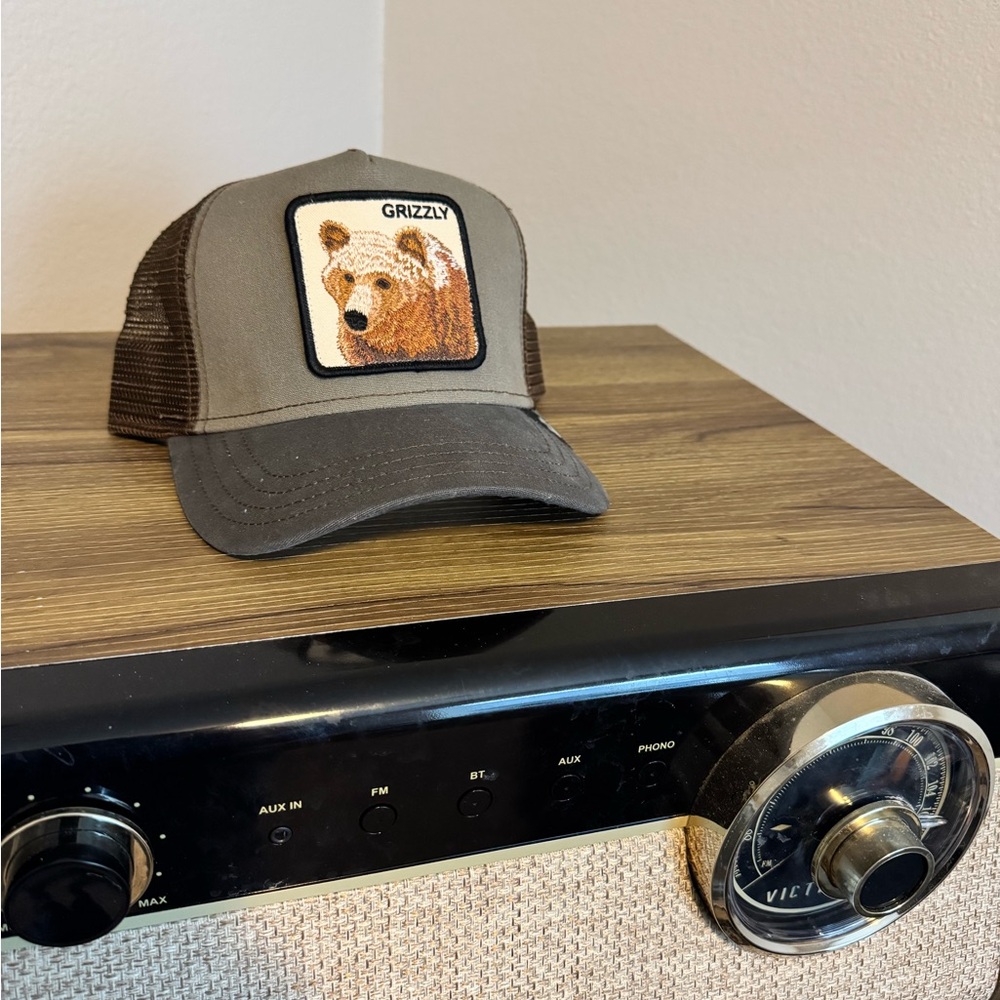 Goorin Bros. Trucker Hat “Grizzly”